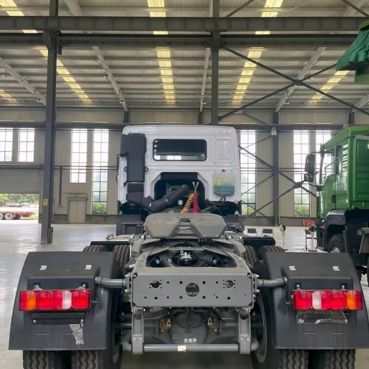 remanufactured sinotruk tractor head howo 400 6×4 truck