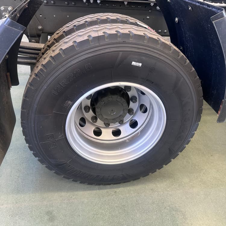 remanufactured tractor head howo 4×2 truck