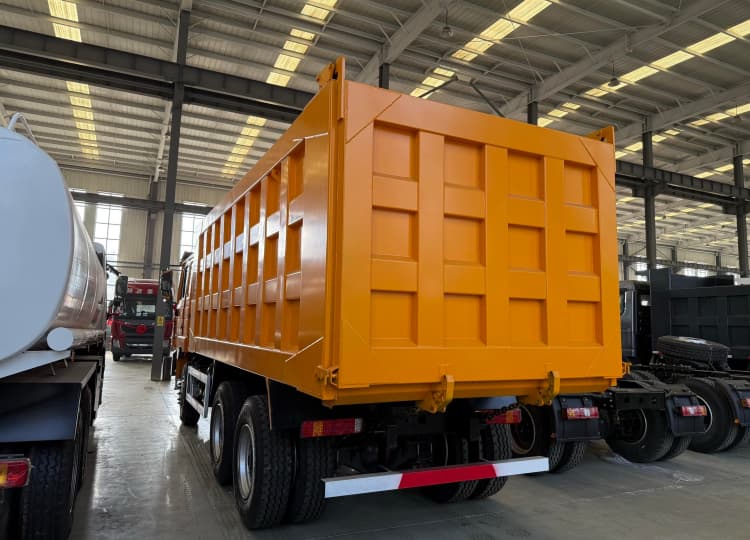 Remanufactured F3000 Dump Truck SHACMAN 380